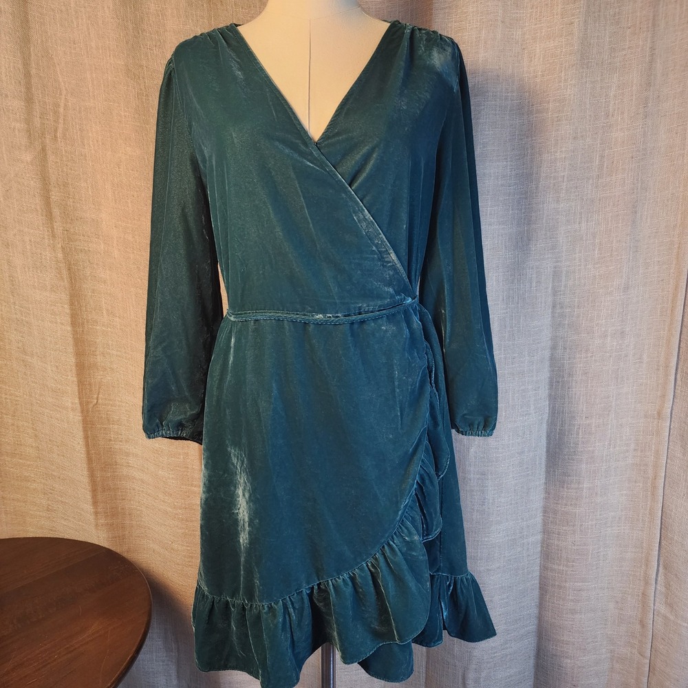 Gap Velvet Wrap Dress Large Teal Green Long Sleeve Ruffle Hem V-Neck Holiday
